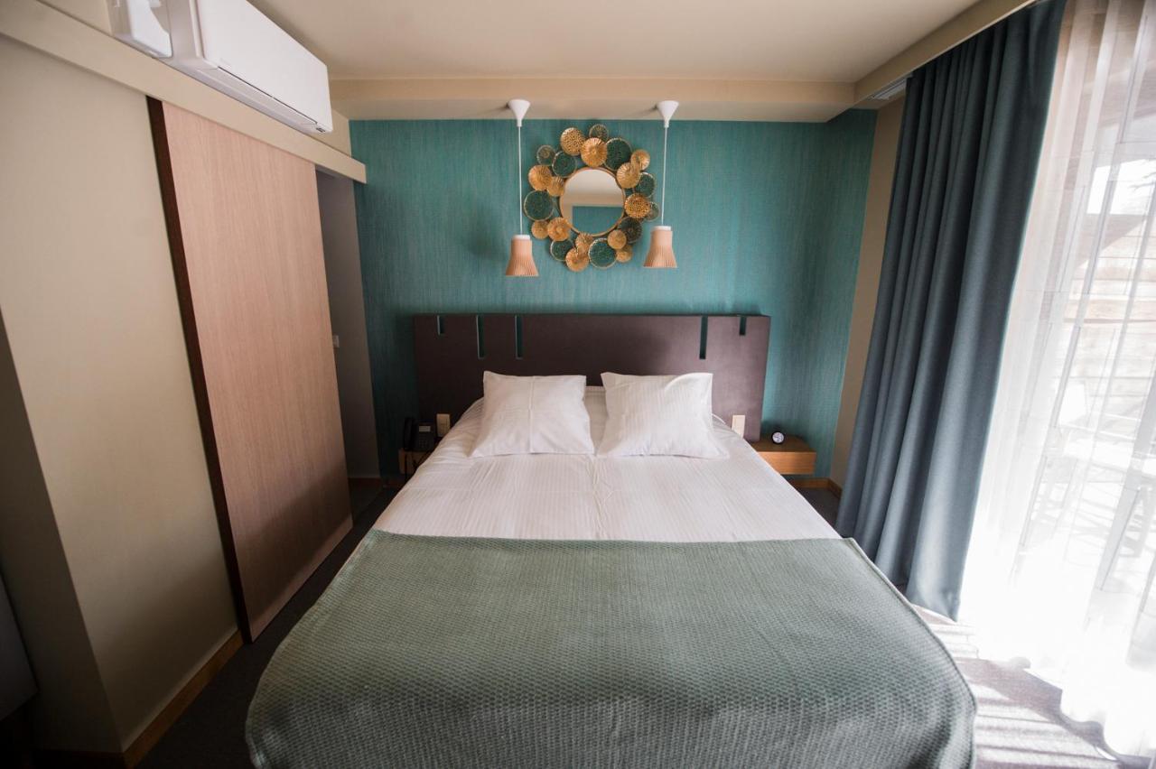 La Libellule Hotel โบแรง ภายนอก รูปภาพ